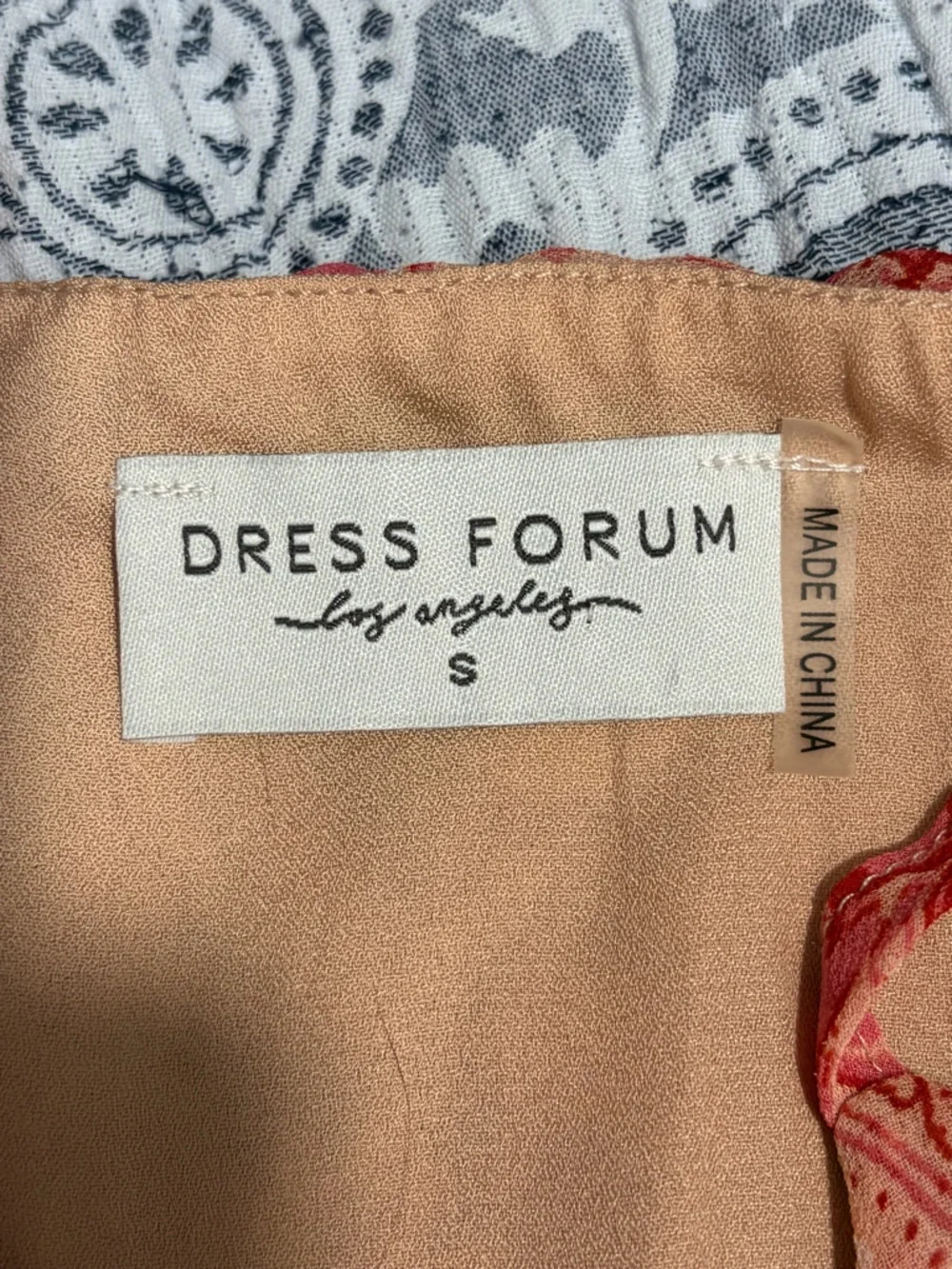 Dress Forum Los Angeles Coral Pink Paisley Maxi Dress Small - Picture 11 of 11